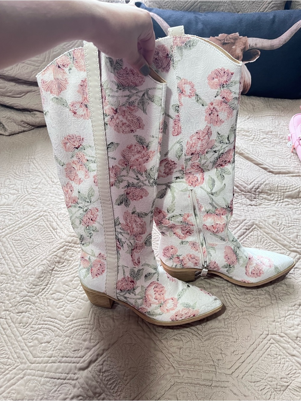 Women's White Floral Cowgirl Boots - Pink Rose Print